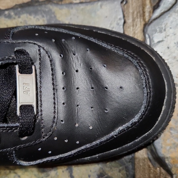 Nike AF 1. Size 7 Youth - Picture 5 of 11